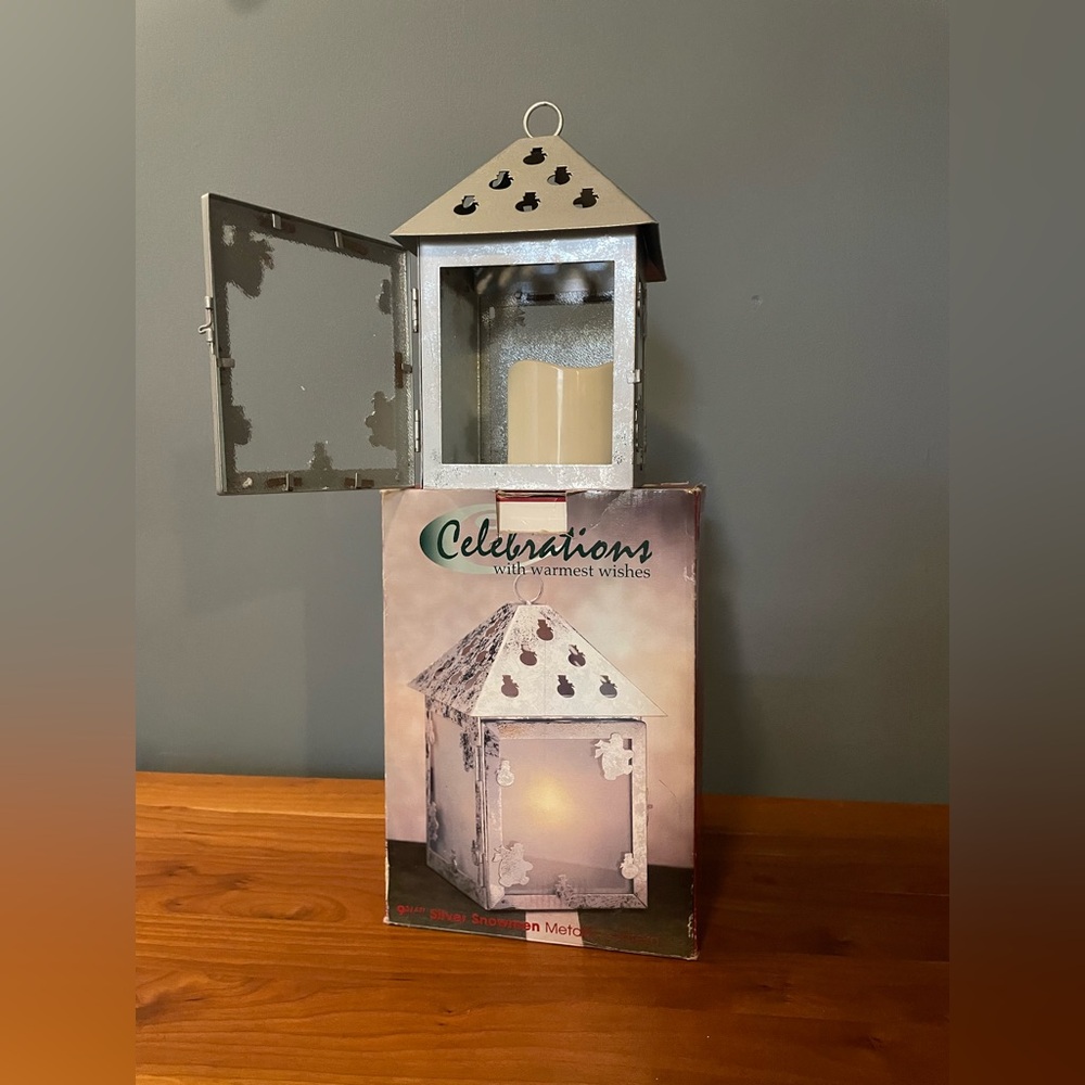 Vintage 9 3/4” Christmas Metal/ Tin Snowman Tree Candle Holder Lantern